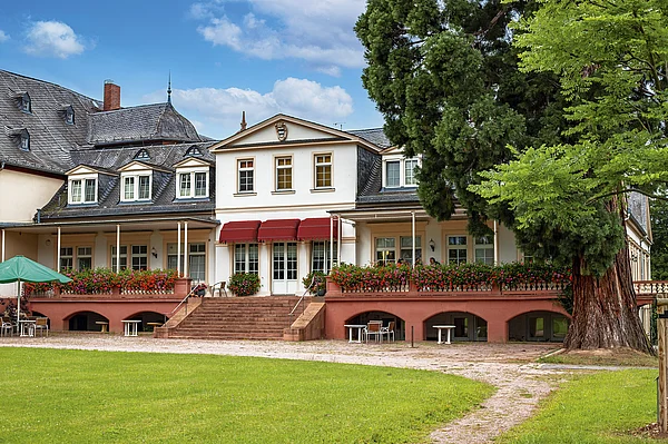 Historisches Schloss Meerholz von Außen, mit dem Wohnbereich 'Gräfin Karoline'